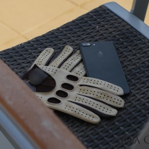 Gants de conduite en cuir perforé de luxe, respirants, antidérapants, pour la conduite automobile, vente en gros personnalisée, approvisionnement en vrac - Product Image 6