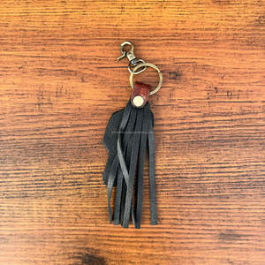 Llavero de cuero con flecos personalizado occidental, llavero de cuero genuino, llavero de vaquera, llaveros de cuero de lujo - Product Image 5