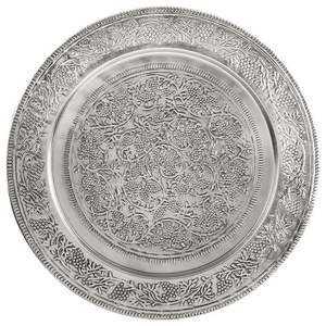 Assiette de présentation ronde de 12 pouces en métal, gravée et artisanale, pour décoration de table et fournitures événementielles, fabrication d'assiettes de présentation - Product Image 1