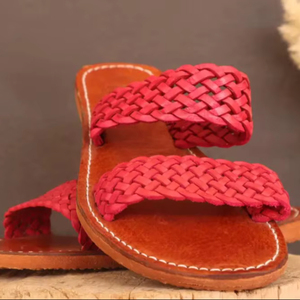 Sandalias de cuero marroquí hechas a mano para mujer, sandalias tejidas rosas, zapatos bohemios de verano - Product Image 1