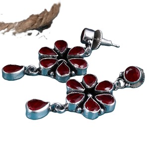 Lot de boucles d'oreilles en argent antique à motifs floraux et pierres multicolores |   Exportateur en gros de boucles d'oreilles pendantes faites à la main |   Bijoux tendance pour femmes Sup - Product Image 5