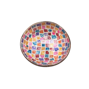 Vente en gros de bols en coquille de noix de coco gravés, artisanaux, finis à la main, polis, durables, écologiques, modernes - Product Image 2