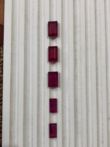 พลอยทับทิมธรรมชาติทรงบาแกตต์เจียระไน บรรจุในแก้ว ขนาดปรับเทียบได้ - Product Image 2