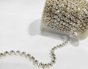 Chaîne de strass ronds facettés transparents ARIANA SS24, garniture de perles de cristal pour sacs et décoration de couture - Product Image 1