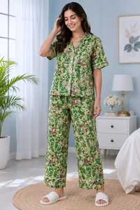 Conjunto de Pijama de Dos Piezas de Lujo para Mujer, de Algodón con Estampado Floral, Cuello en V, Cierre de Botones, Manga Corta, Largo Completo, Elegante, Casual, Transpirable para Verano - Product Image 1