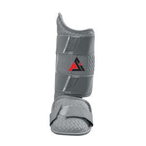 Protection de tibia personnalisée avec couleur et logo, sangle confortable, protège-tibia pour joueur de baseball. - Product Image 1