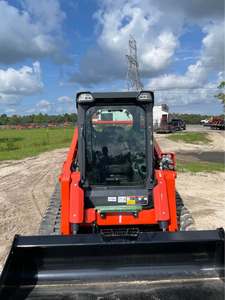 รถตักล้อยางขนาดเล็ก Kubota SVL97 3 ตัน กำลังสูง ประสิทธิภาพการบรรทุกทรงพลัง แรงยึดเกาะดีเยี่ยม สายพานทนทานสำหรับงานหนัก - Product Image 5