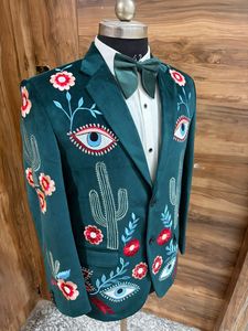 Costume Western brodé vert foncé pour homme avec motifs floraux, cactus et yeux – Ensemble blazer et pantalon style cowboy pour mariage et soirée - Product Image 5