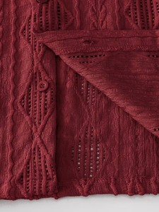 Nuevo Conjunto de Verano para Niños, con un Elegante y Atractivo Polo de Tela Jacquard Roja Brillante con Mangas Cortas - Product Image 4