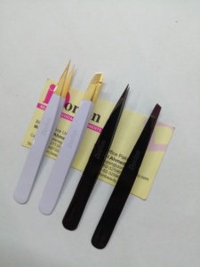 Color Coated With Gold Plated Tips Eyebrow Tweezer Stainless Steel Brow Tweezer Ingrown Hair Plucking Tweezers With Brow Scissor - Product Image 3