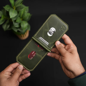 Portefeuille court à deux volets en cuir véritable fait main pour homme avec porte-clip, poche à monnaie, design fin pour les voyages - Product Image 2