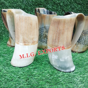 Mug authentique fait main en corne de vache viking, gobelet naturel en corne de bœuf pour bière, ale et hydromel. Écologique, vintage, médiéval. - Product Image 4