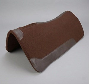 Tapis de selle d'équitation en feutre synthétique de style western sur mesure, respirant et absorbant les chocs, qualité supérieure, pour la vente en gros - Product Image 1