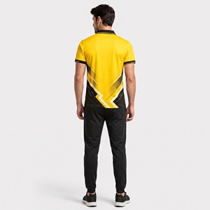 Polo de hombre de alta calidad que ofrece comodidad ligera, ajuste flexible y durabilidad para el trabajo, viajes y actividades de ocio. - Product Image 5