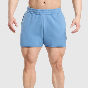 Pantalones cortos deportivos para hombre de 5 pulgadas con logo personalizado, color sólido, talla grande, ropa deportiva para hombre, hechos en Pakistán, servicio OEM. - Product Image 4