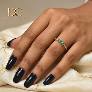 Luxury 14KT Solid Yellow Gold Lab Grown <b>Diamond</b> <b>Ring</b> With Colombian Emerald Minimalist Anniversary Fine Jewelry for Women - Product Image 6