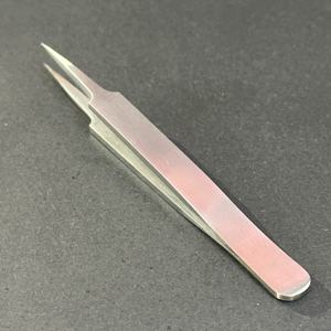Pince à cils en acier inoxydable la plus vendue, pointe fine et aiguisée pour extensions de cils - Product Image 4