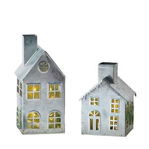 Casita Navideña de Hierro Galvanizado Artesanal, Ideal para Decoración Navideña del Hogar y Festividades Familiares - Product Image 1