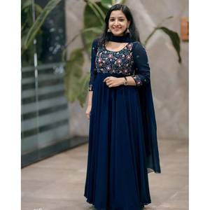 Vestido de Diseñador Hecho a Mano con Dupatta para Fiesta, Estampado Floral, Corte en A, Cintura Imperio, Talla XL - Product Image 5