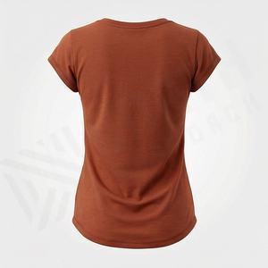 เสื้อยืดผู้หญิงโพลีเอสเตอร์น้ำหนักเบาขายส่งราคาถูก เสื้อยืดเรียบแบบใหม่สำหรับผู้หญิง แฟชั่นระบายอากาศได้ดี เสื้อท็อปส์แบบใหม่ - Product Image 2