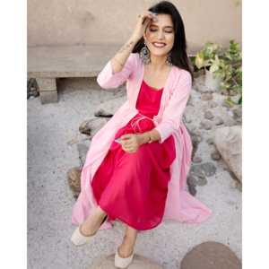 Robe Cape Rose Taffy Coupe A-Line Taille Empire en Chiffon Respirant Taille XS - Product Image 4