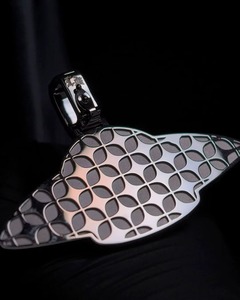 Colgante estilo rapero hip hop, personalizado con moissanita VVS, para hombre, en plata 925 chapada en oro blanco. - Product Image 6