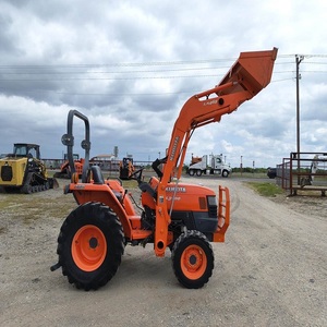 Tracteur Kubota L3400 Premium Offrant des Performances Agricoles Fiables, une Utilisation Confortable et une Grande Polyvalence - Product Image 6