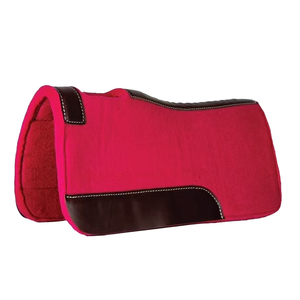 Tapis de selle pour chevaux sur mesure de haute qualité, offrant une grande élasticité, des propriétés antidérapantes et une respirabilité optimale. - Product Image 3