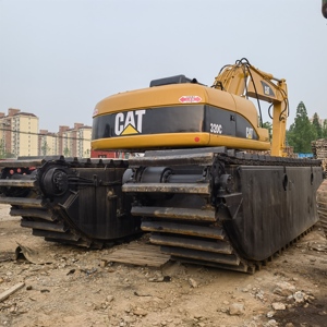 รถขุดสะเทินน้ำสะเทินบก รุ่น 320C มือสอง ราคาถูก 20 ตัน CATT 320C รถขุดสะเทินน้ำสะเทินบก ปรับแต่งได้ พร้อมทุ่นลอยน้ำแบบยืดหดได้ - Product Image 2