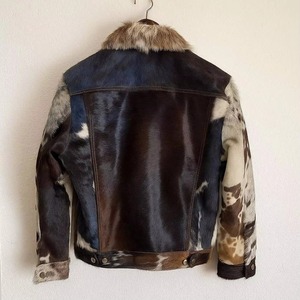 Veste en cuir de vachette à poils avec motif naturel, artisanat haut de gamme, écologique et imperméable pour une mode tendance - Product Image 6