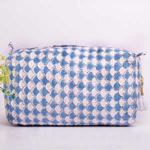 Trousse de Maquillage Portable Grande Taille en Coton Premium Imprimé au Bloc pour l'Été, Pochette Cosmétique Matelassée à Motifs de Personnages Tendance, Unisexe - Product Image 3