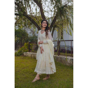 MALINI GEORGETTE ENSEMBLE DE COSTUME BRODÉ - Product Image 4