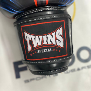 Twins Full Printed Red Black Muay Thai Cowhide Leather Boxing <b>Gloves</b> OEM Sparring Adjustable Strap Closure Muay Thai MMA <b>Gloves</b> - Product Image 3
