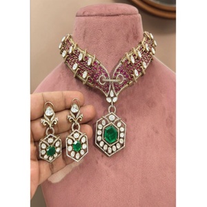 Ensemble collier et boucles d'oreilles élégants en laiton plaqué or de haute qualité avec moissanite Polki pour femme, cadeau pour anniversaire, mariage et fête - Product Image 1