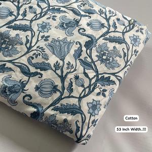 Tissu en coton imprimé floral écologique de qualité supérieure pour la décoration intérieure – Achetez en gros directement auprès d'un fournisseur indien - Product Image 4