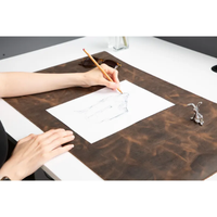 Tapis de bureau promotionnel en cuir véritable fait main Al-Amir, imprimé UV moderne, support pour ordinateur portable, protège-bureau personnalisé sur mesure
