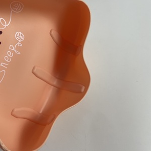 Bavoir bébé en silicone imperméable |   Attrape-aliments réglable |   Compatible lave-vaisselle |   6-36 mois - Product Image 2