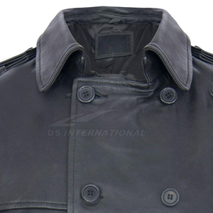 Manteau long en laine pour homme, élégant, avec col à revers cranté, fermeture boutonnée et silhouette raffinée pour un style hivernal moderne - Product Image 5