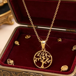 Collar con colgante geométrico elegante para mujer en acero inoxidable 304 con cadena de eslabones en O chapada en oro real de 18 quilates - Product Image 1