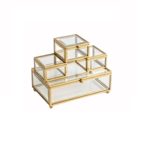 Caja de Joyería de Vidrio de Lujo con Detalles en Oro, Paneles Transparentes, Diseño Exquisito, Contenedor de Almacenamiento Moderno, Caja de Joyería de Latón - Product Image 2