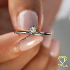 Anillo solitario de moissanita con corte redondo clásico, plata de ley, joyería minimalista de compromiso para mujer, elegante regalo nupcial - Product Image 3