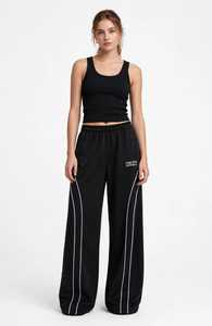 กางเกงวอร์มขายาวสีดำ ONETEN APPARELS เอวยางยืด แถบข้างลำตัว สไตล์ลำลอง กางเกงกีฬา ระบายอากาศได้ดี เป็นมิตรกับสิ่งแวดล้อม น้ำหนักเบา - Product Image 2