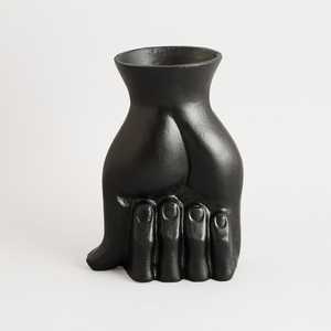 Vase à fleurs moderne en aluminium noir fait main, design griffe sculptée, léger, pour table, décoration de bureau et maison, écologique - Product Image 1