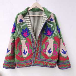 Collection exclusive, veste en velours Suzani faite à la main, design vase à fleurs brodé, tenue de festival pour femmes, veste courte, blazer d'hiver - Product Image 5