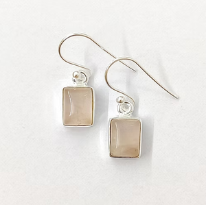 Boucles d'oreilles en quartz rose pour les fêtes et toutes occasions, pour femmes, design simple, légères et confortables - Product Image 3