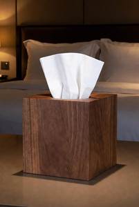 Porte-boîte à mouchoirs en bois polyvalent, adapté à une utilisation décorative sur table dans les maisons, les hôtels, les restaurants, les bureaux et les chambres. - Product Image 2