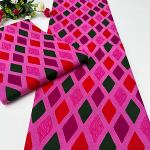 Estampado de cera Africana duradero y tela de algodón Ankara con diseños holandeses vibrantes para accesorios de moda y sastrería - Product Image 1