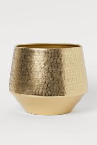 Macetero Decorativo de Hierro y Latón Dorado con Diseño Moderno y Ecológico para el Hogar y el Jardín, que Agrega un Acento Decorativo Divino - Product Image 4