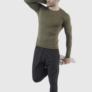 Chemises de compression de sport pour hommes personnalisées - Hauts de sport réversibles coupe-vent à manches longues à séchage rapide - Product Image 4