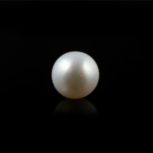 Loose Handcrafted Pearl Gemstone 5.1 Carat for Fine Jewelry - Product Image 1